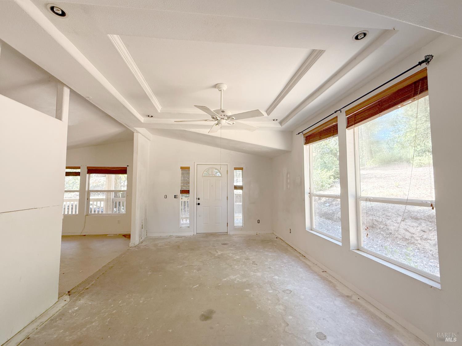 24259 Lilac Road Willits CA 95490