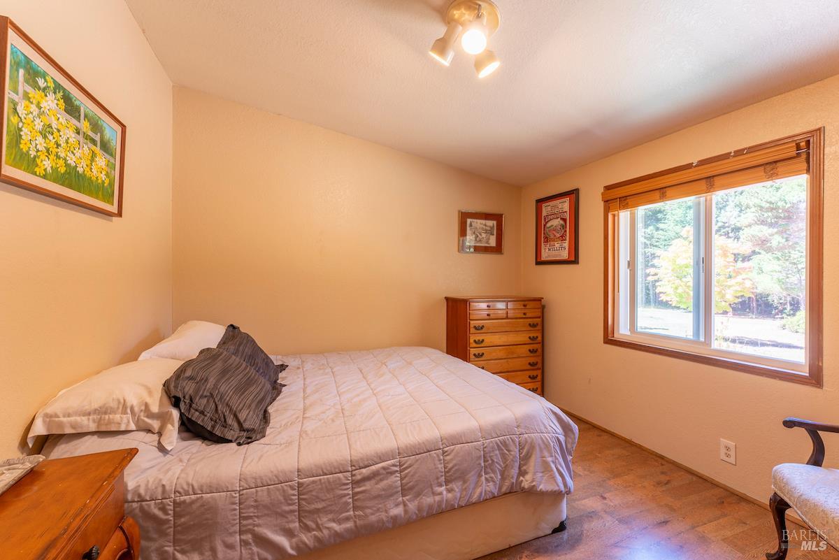 31290 Thomas Lane Fort Bragg CA 95437
