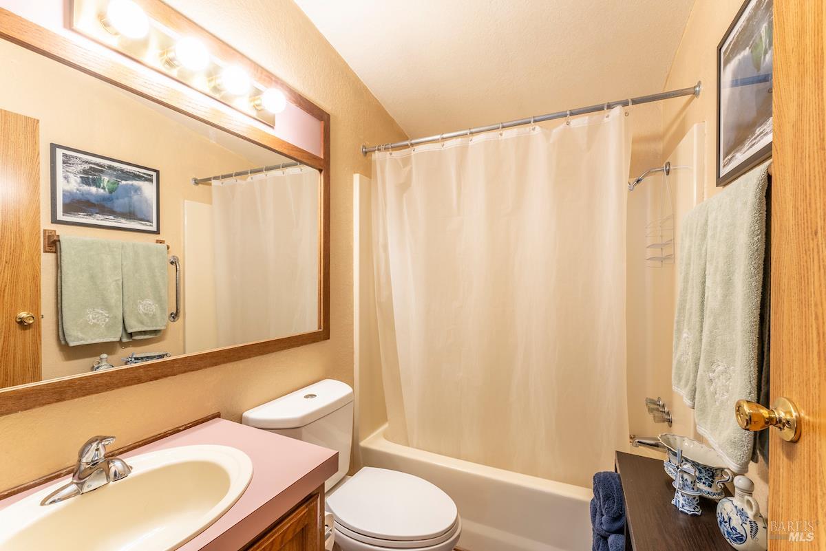 31290 Thomas Lane Fort Bragg CA 95437