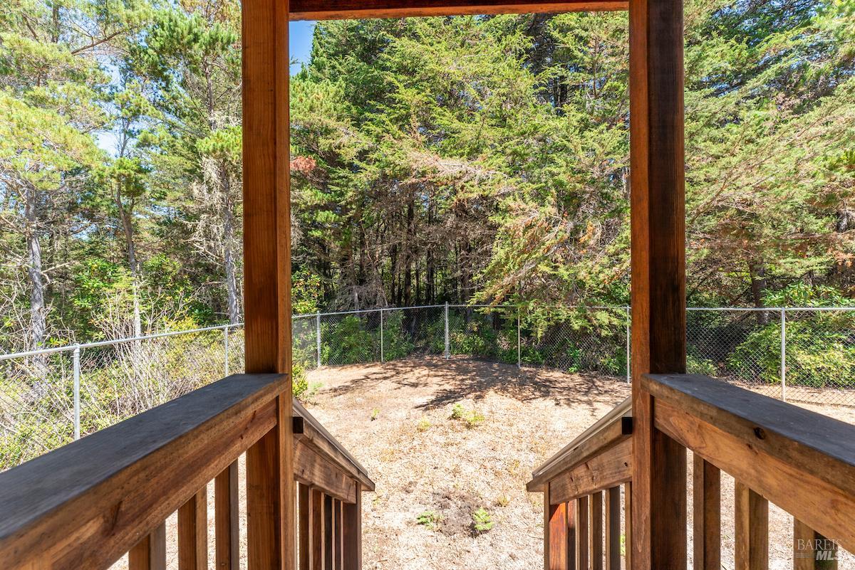 31290 Thomas Lane Fort Bragg CA 95437