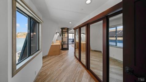 68 Issaquah Dock Sausalito CA 94965