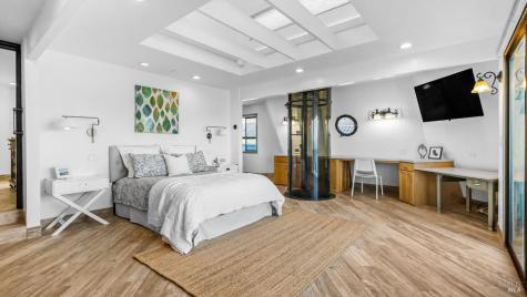 68 Issaquah Dock Sausalito CA 94965