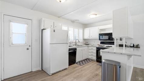 48 Shadyleaf Court Santa Rosa CA 95409