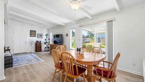 48 Shadyleaf Court Santa Rosa CA 95409