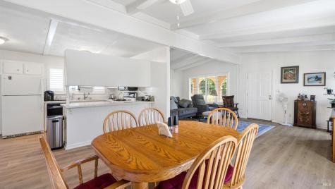48 Shadyleaf Court Santa Rosa CA 95409