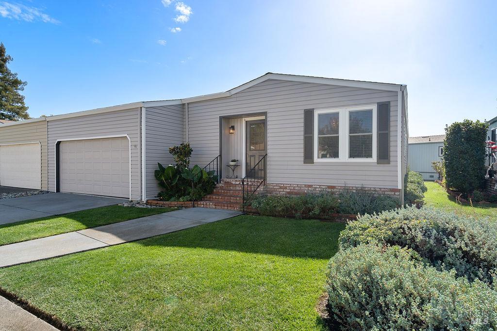 7 Falcon Crest Circle Napa CA 94558