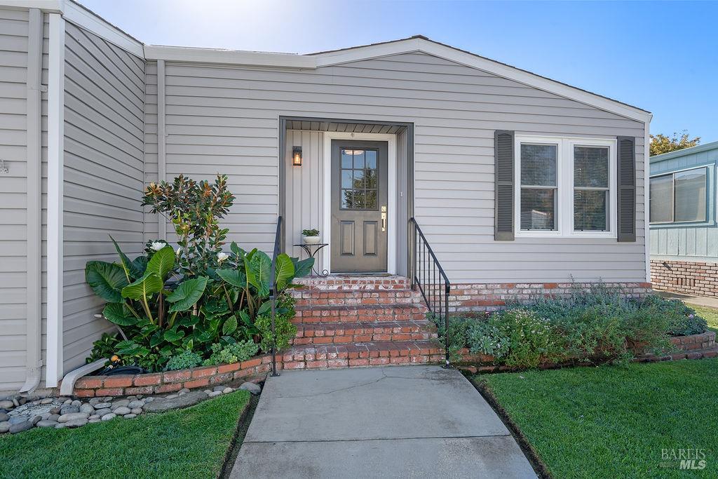 7 Falcon Crest Circle Napa CA 94558