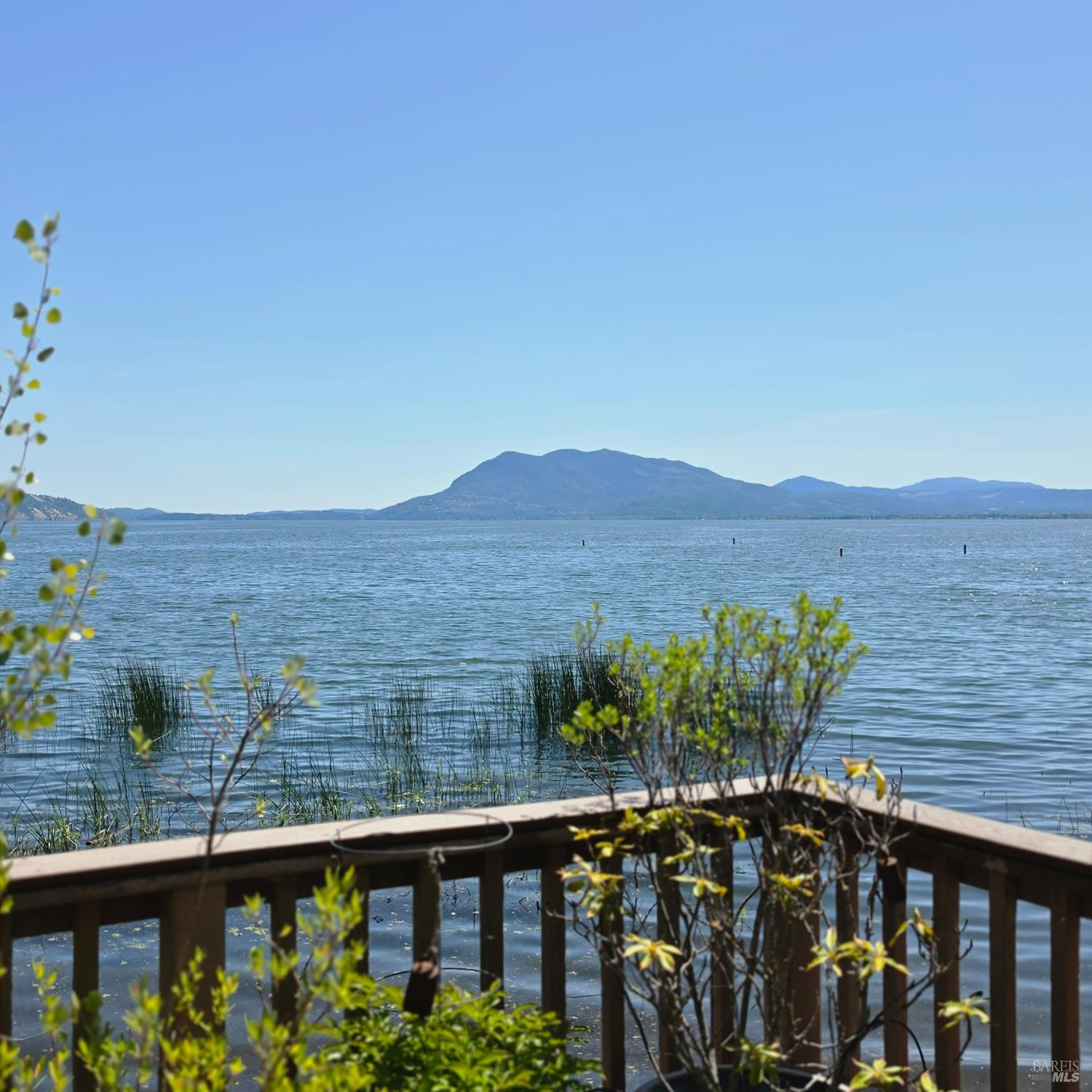 5830 Robin Hill Drive Lakeport CA 95453