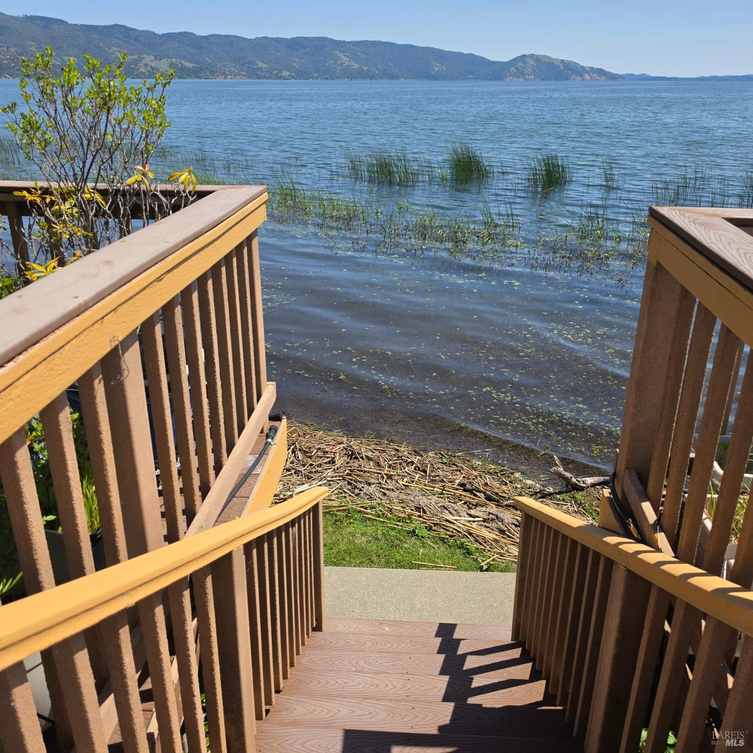 5830 Robin Hill Drive Lakeport CA 95453