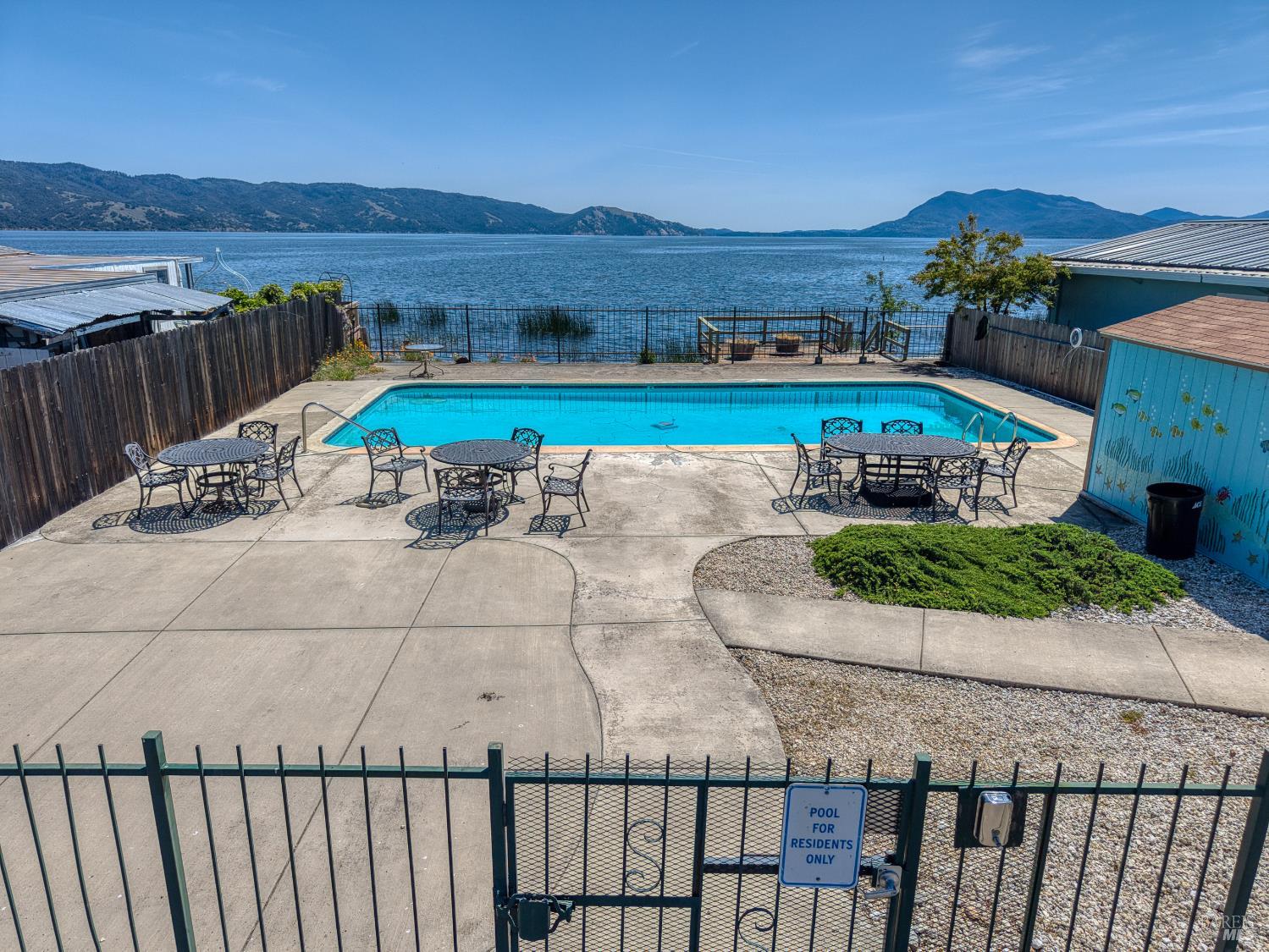 5830 Robin Hill Drive Lakeport CA 95453