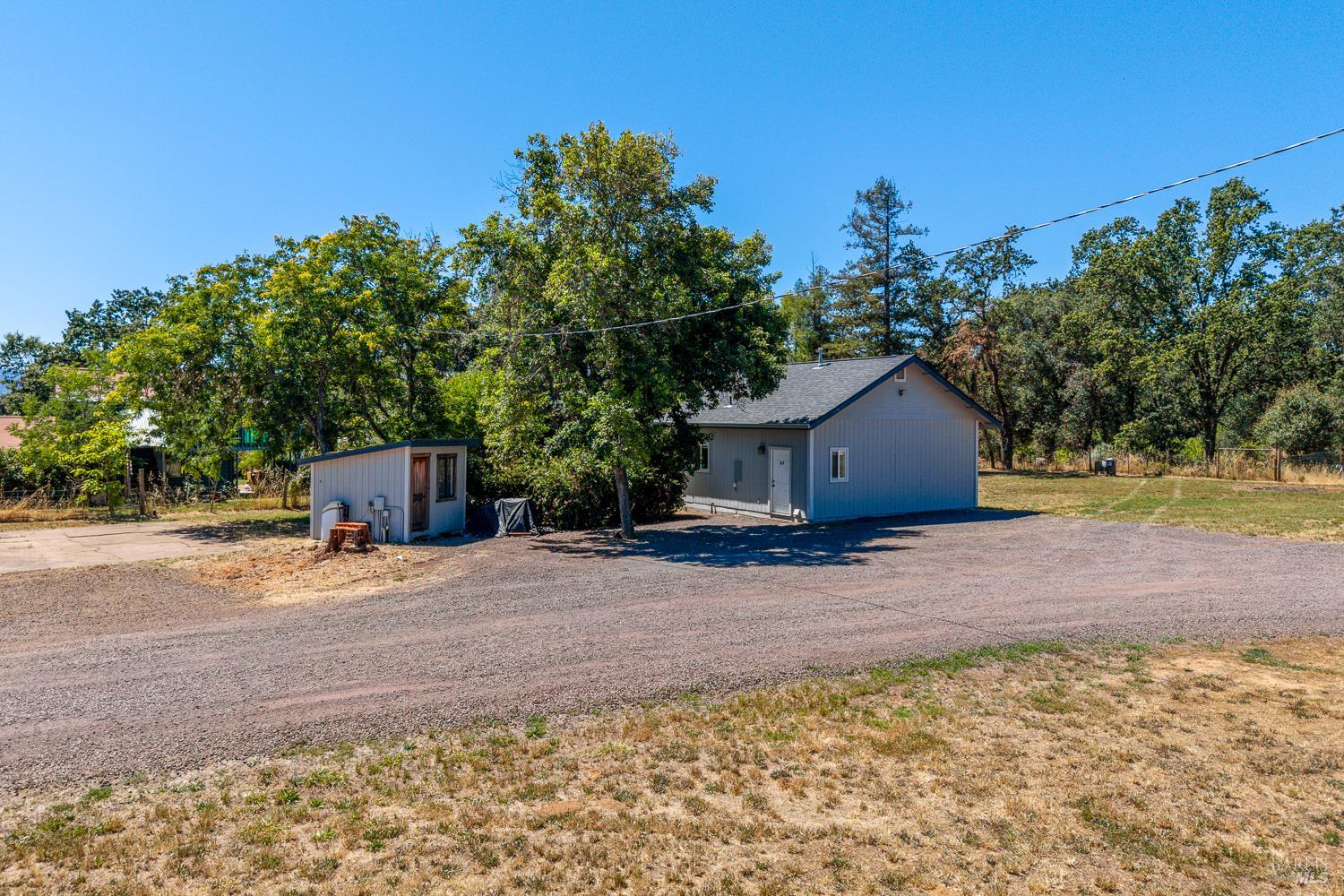 9017 Colony Drive Redwood Valley CA 95470