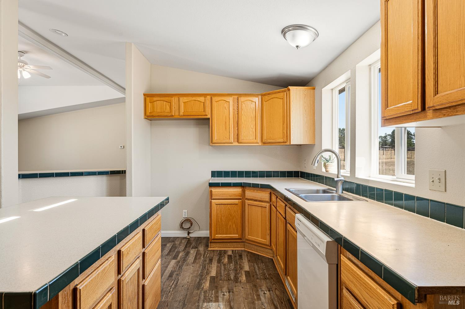 9017 Colony Drive Redwood Valley CA 95470