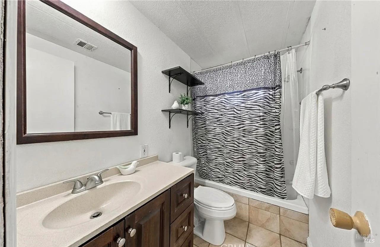 4305 Lakeshore Boulevard Lakeport CA 95453
