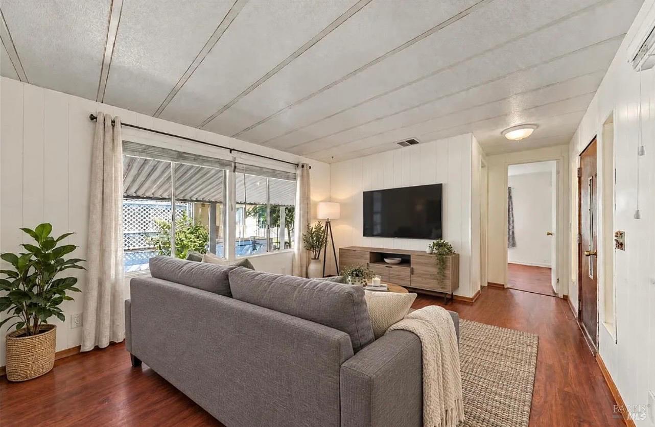 4305 Lakeshore Boulevard Lakeport CA 95453