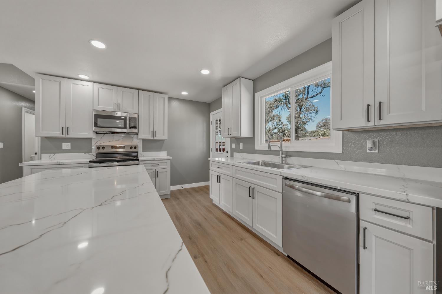 15980 32nd Avenue Clearlake CA 95422