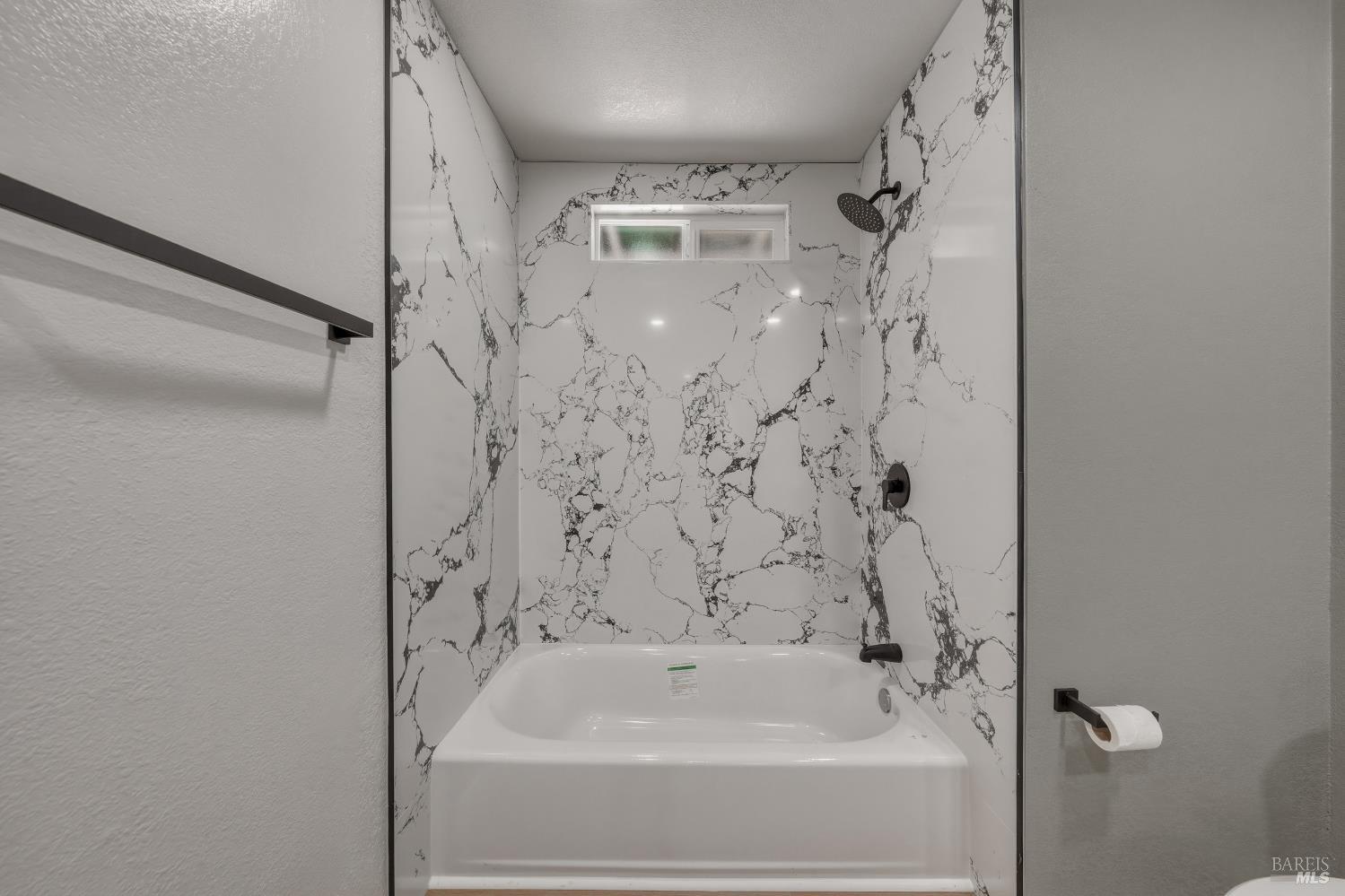 15980 32nd Avenue Clearlake CA 95422