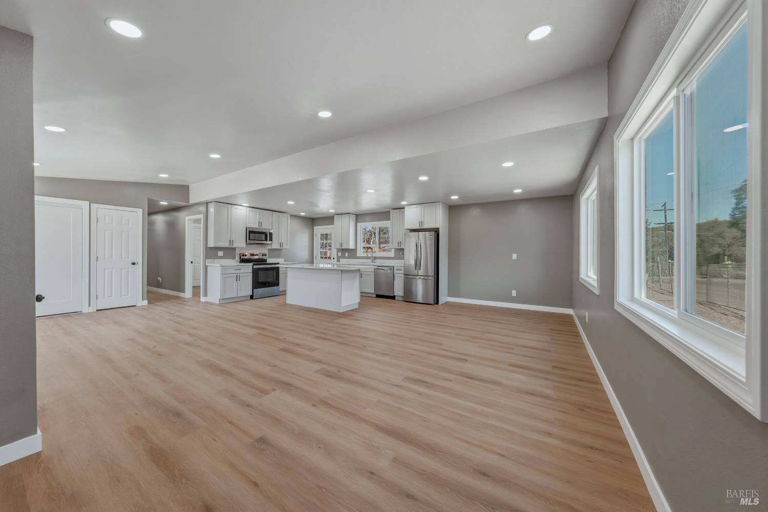 15980 32nd Avenue Clearlake CA 95422