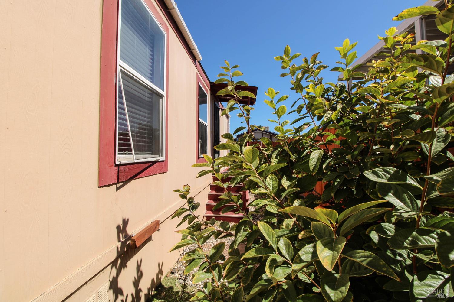 8 Mast Drive Suisun City CA 94585