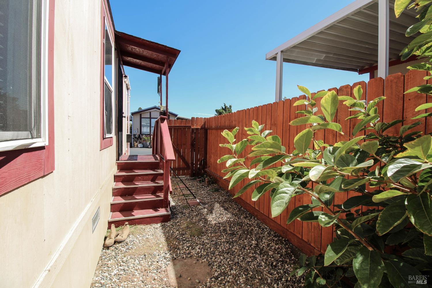 8 Mast Drive Suisun City CA 94585