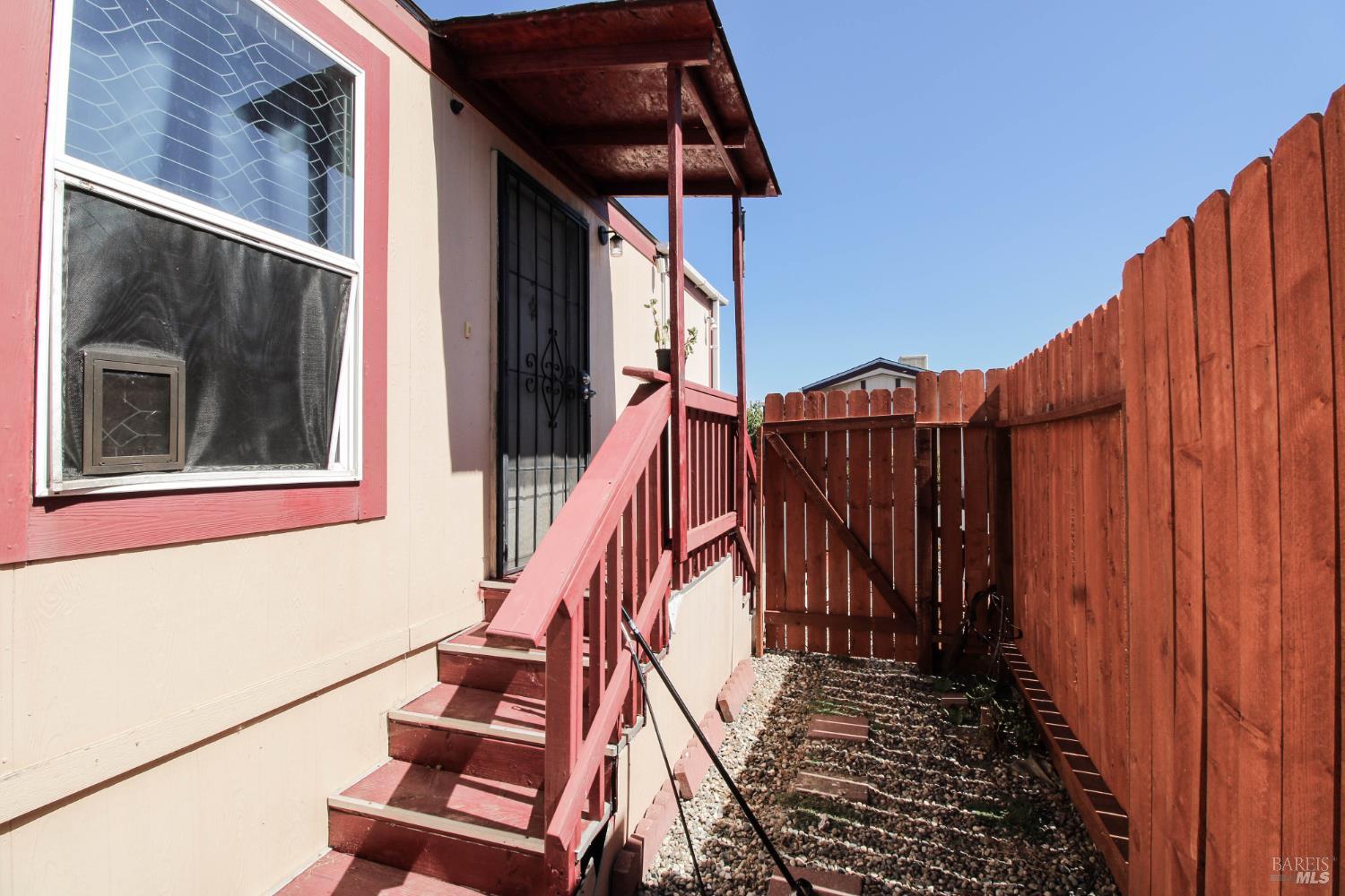 8 Mast Drive Suisun City CA 94585