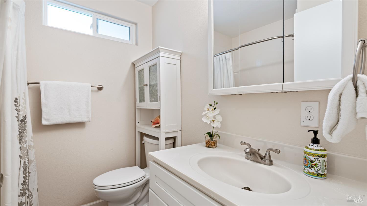 123 Ensenada Drive Novato CA 94949