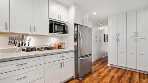 123 Ensenada Drive Novato CA 94949