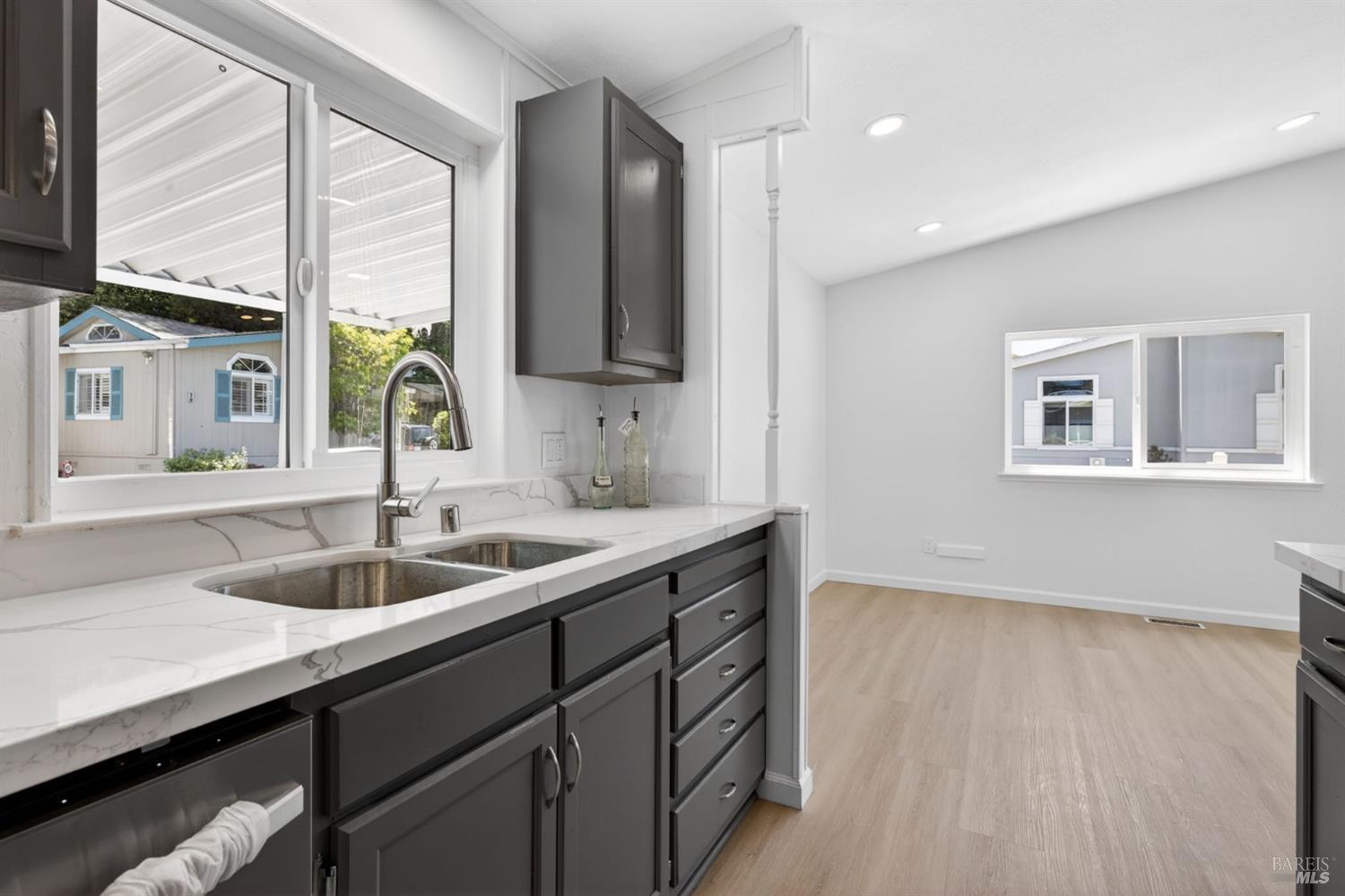 42 Redwing Drive Santa Rosa CA 95409