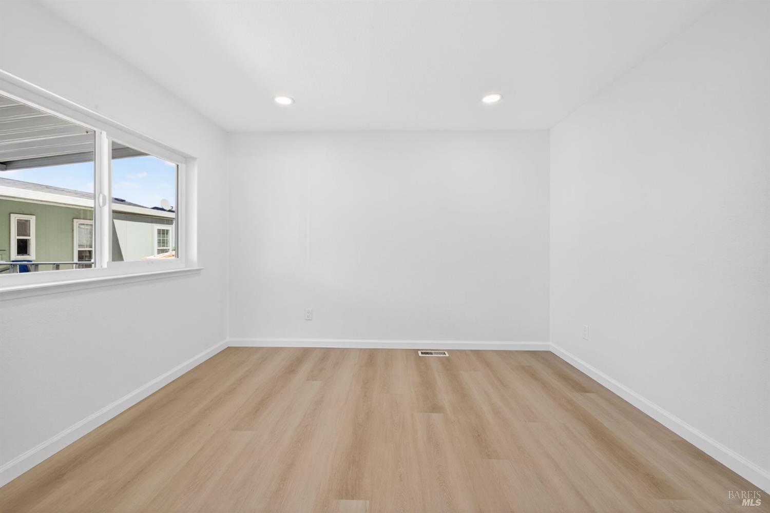 42 Redwing Drive Santa Rosa CA 95409