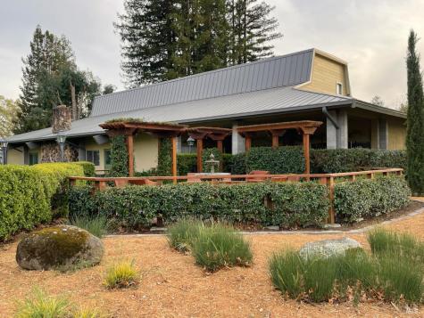 31 Springhill Court Santa Rosa CA 95409
