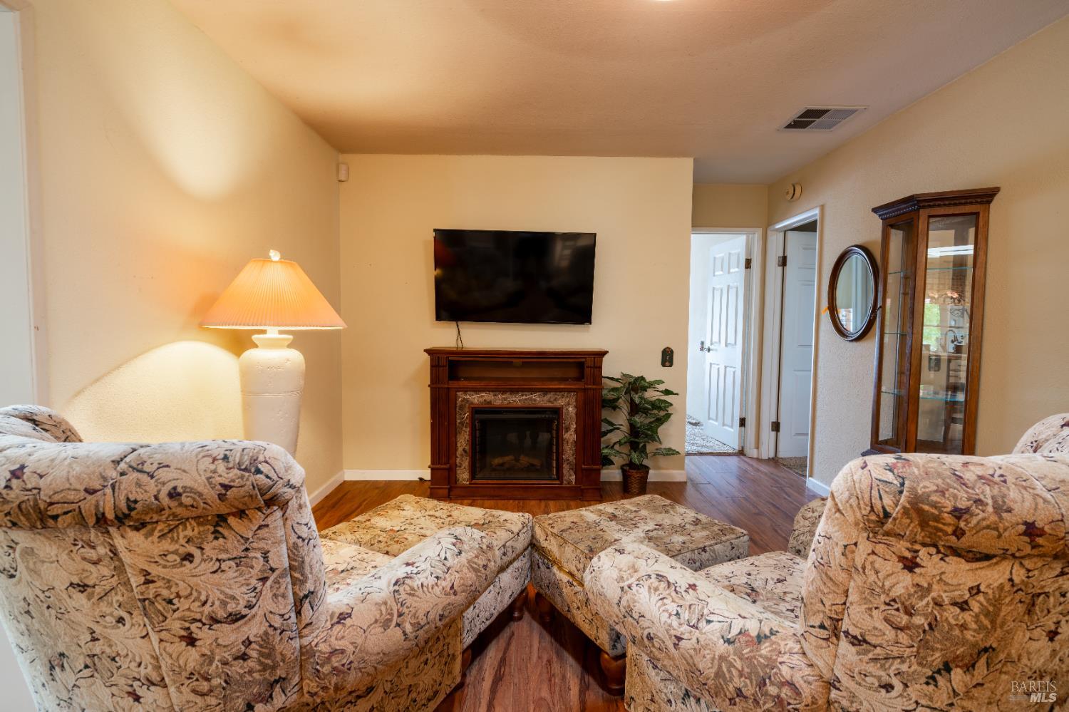 8 Cabana Court Ukiah CA 95482