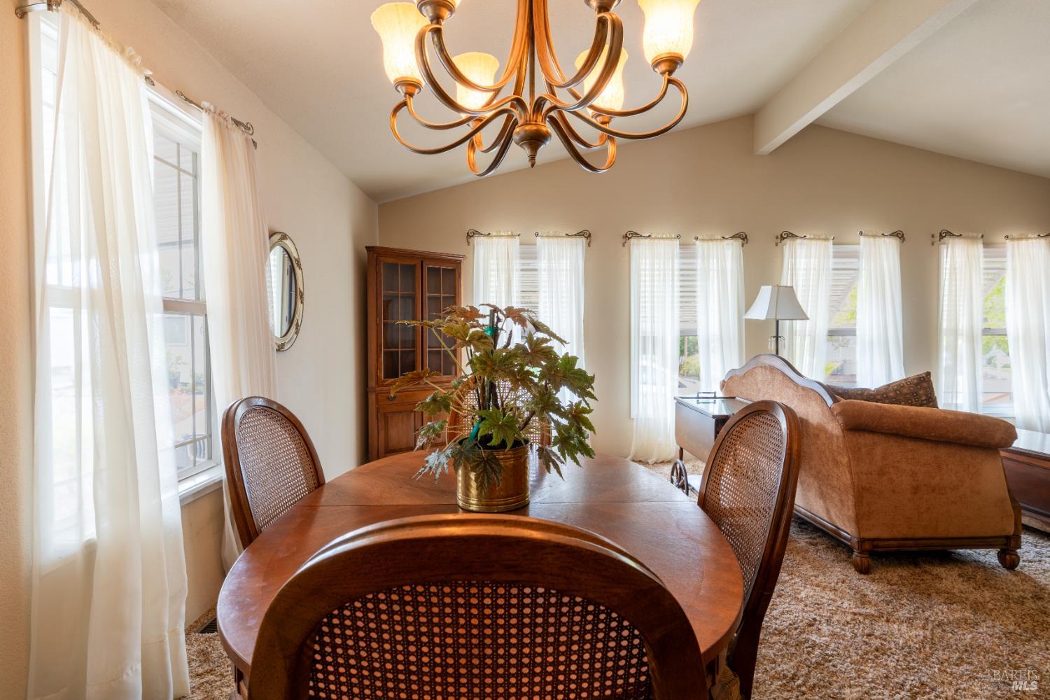 8 Cabana Court Ukiah CA 95482