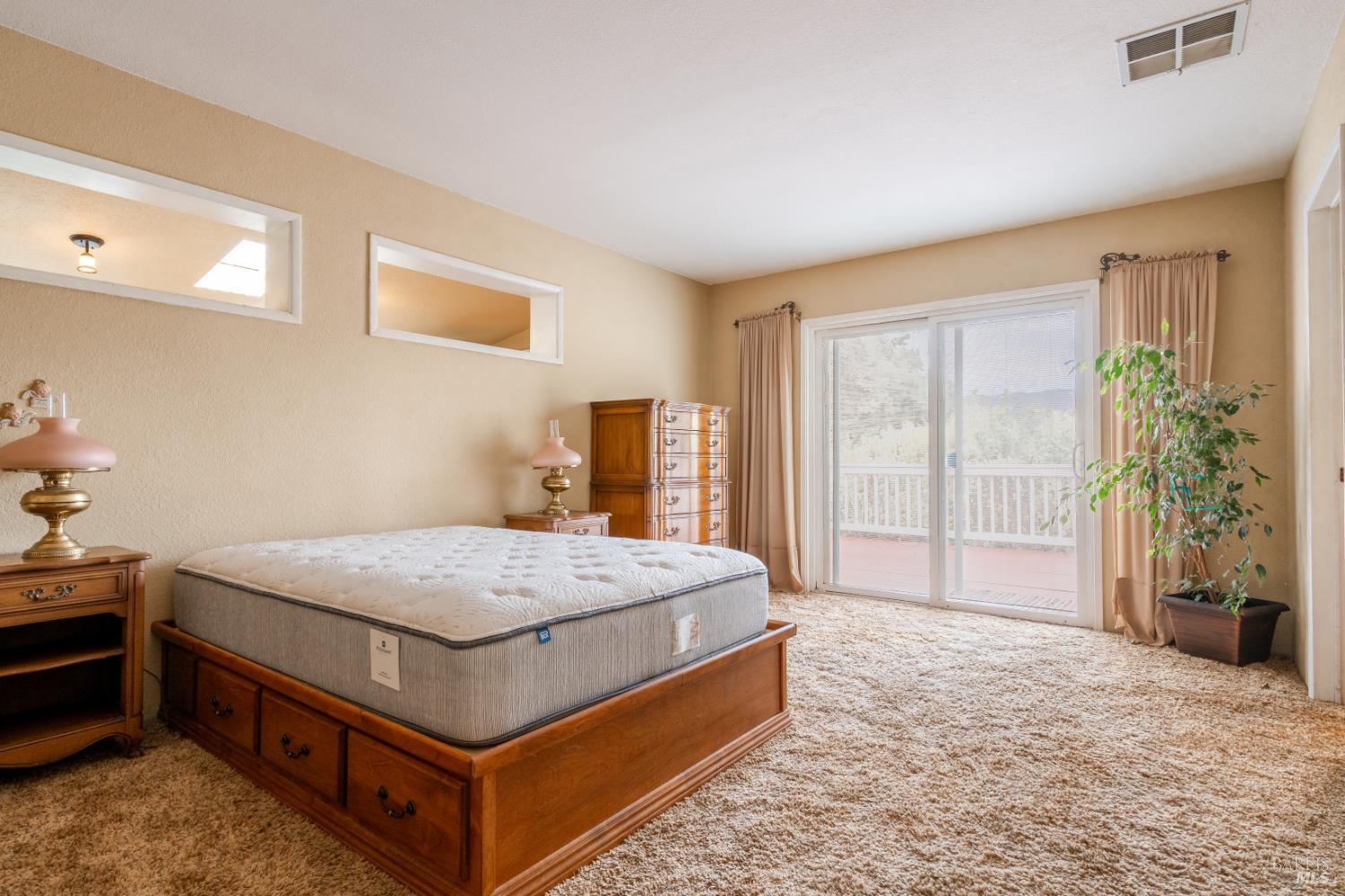8 Cabana Court Ukiah CA 95482