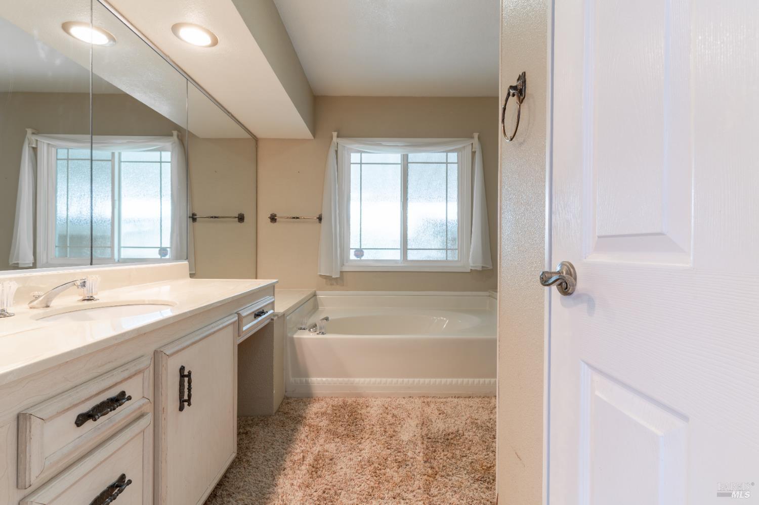 8 Cabana Court Ukiah CA 95482