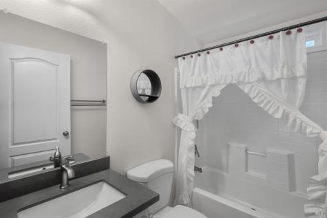 74 Circulo Rosalia Rohnert Park CA 94928