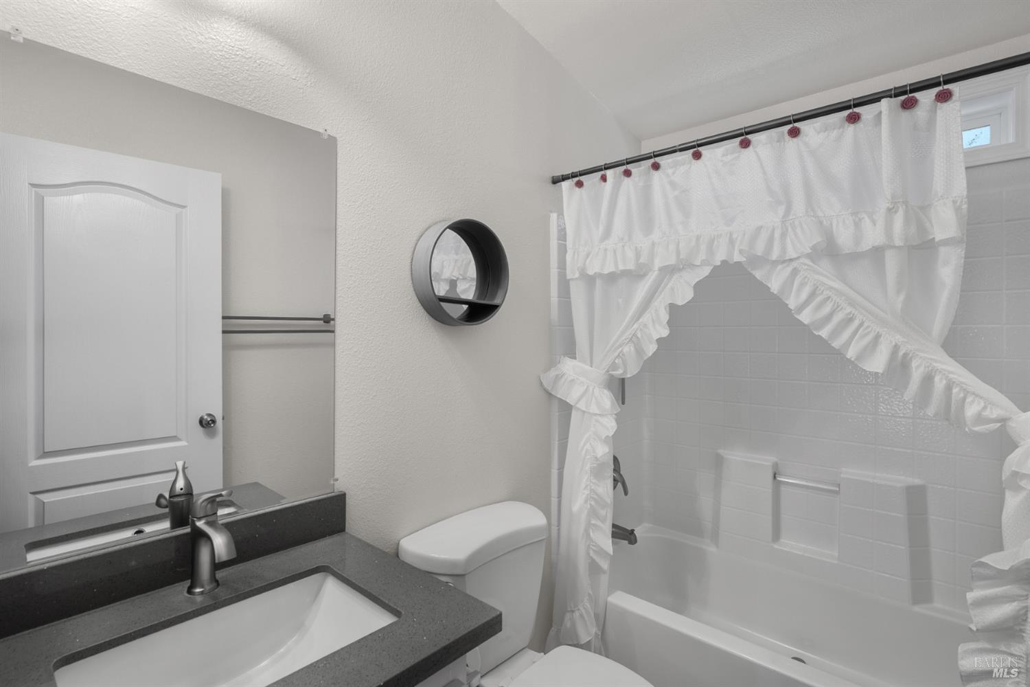 74 Circulo Rosalia Rohnert Park CA 94928