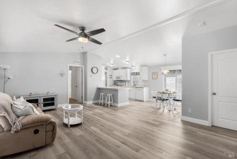 74 Circulo Rosalia Rohnert Park CA 94928
