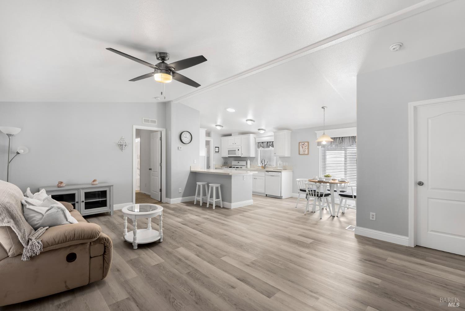 74 Circulo Rosalia Rohnert Park CA 94928