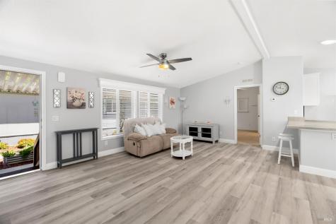 74 Circulo Rosalia Rohnert Park CA 94928