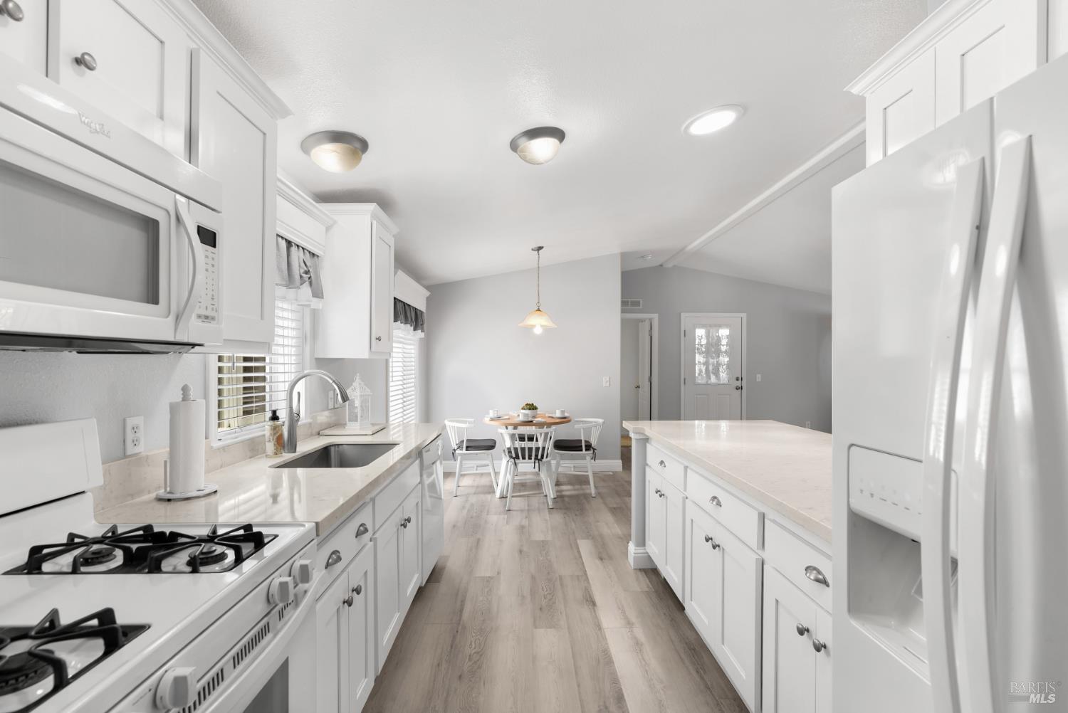 74 Circulo Rosalia Rohnert Park CA 94928