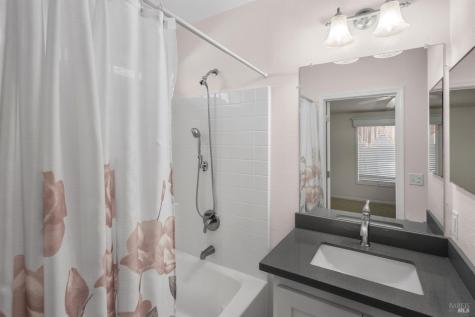 74 Circulo Rosalia Rohnert Park CA 94928
