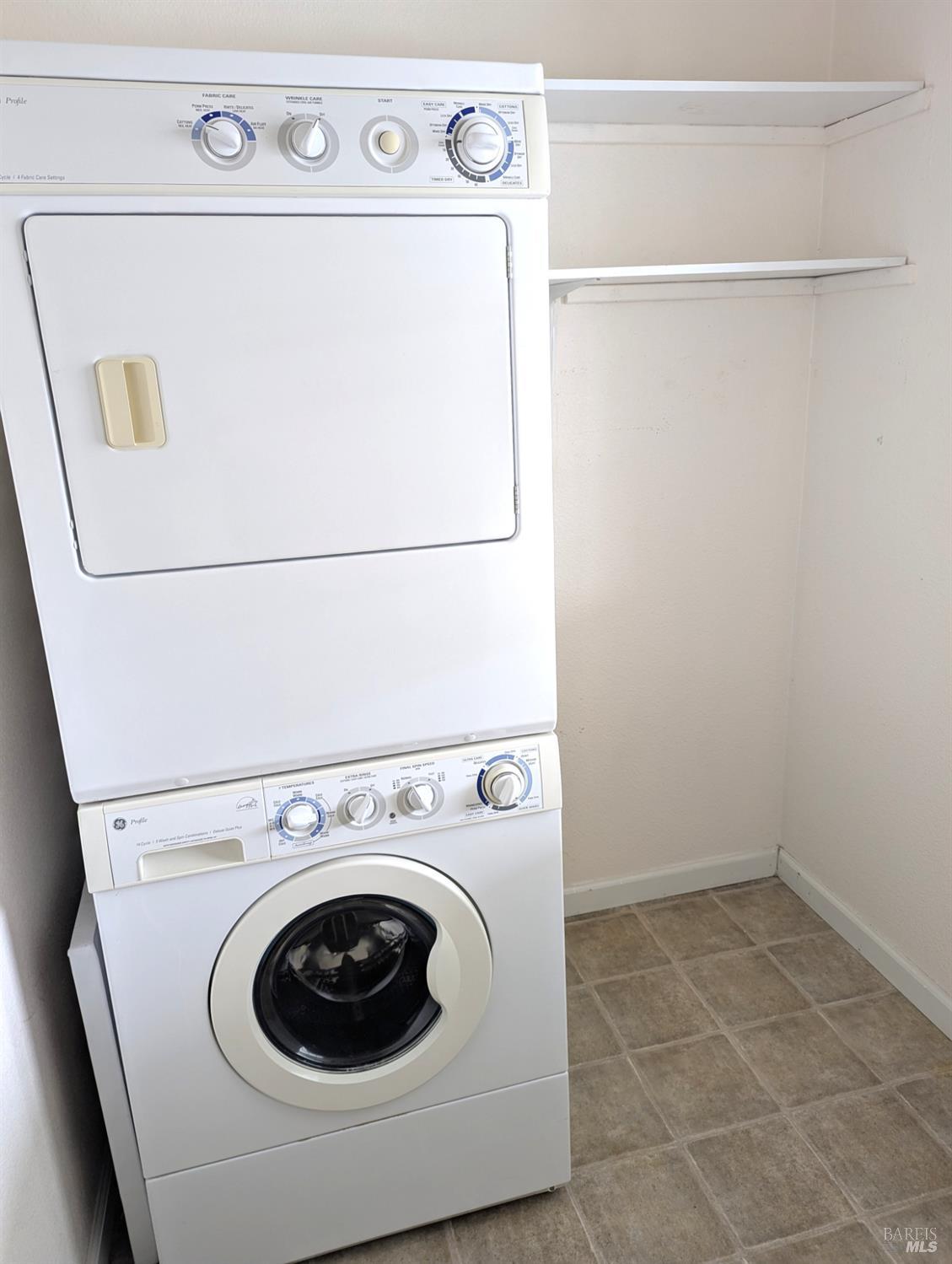 406 Burgundy N Calistoga CA 94515