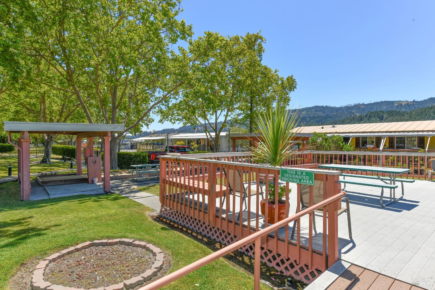 406 Burgundy N Calistoga CA 94515