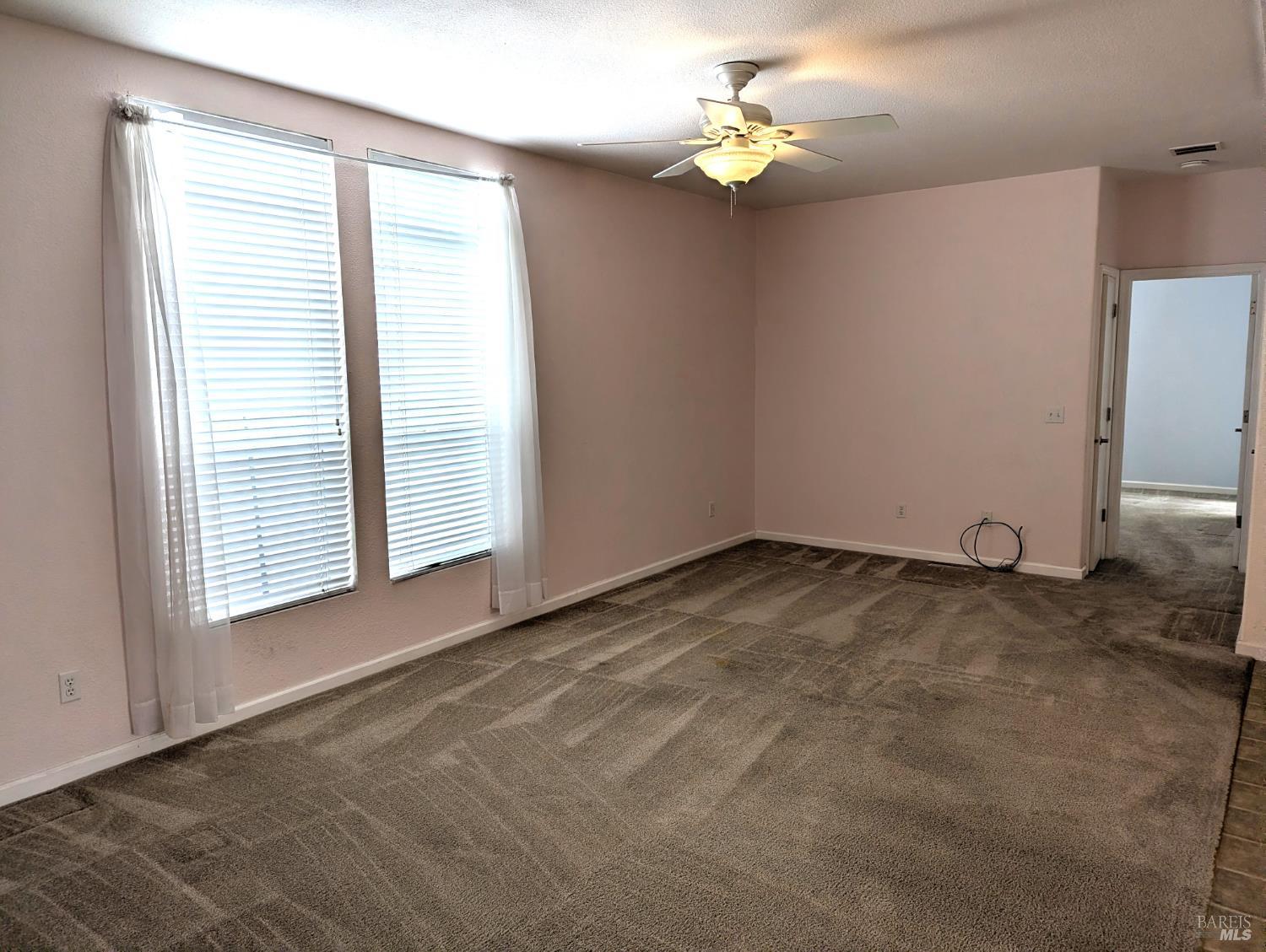 406 Burgundy N Calistoga CA 94515