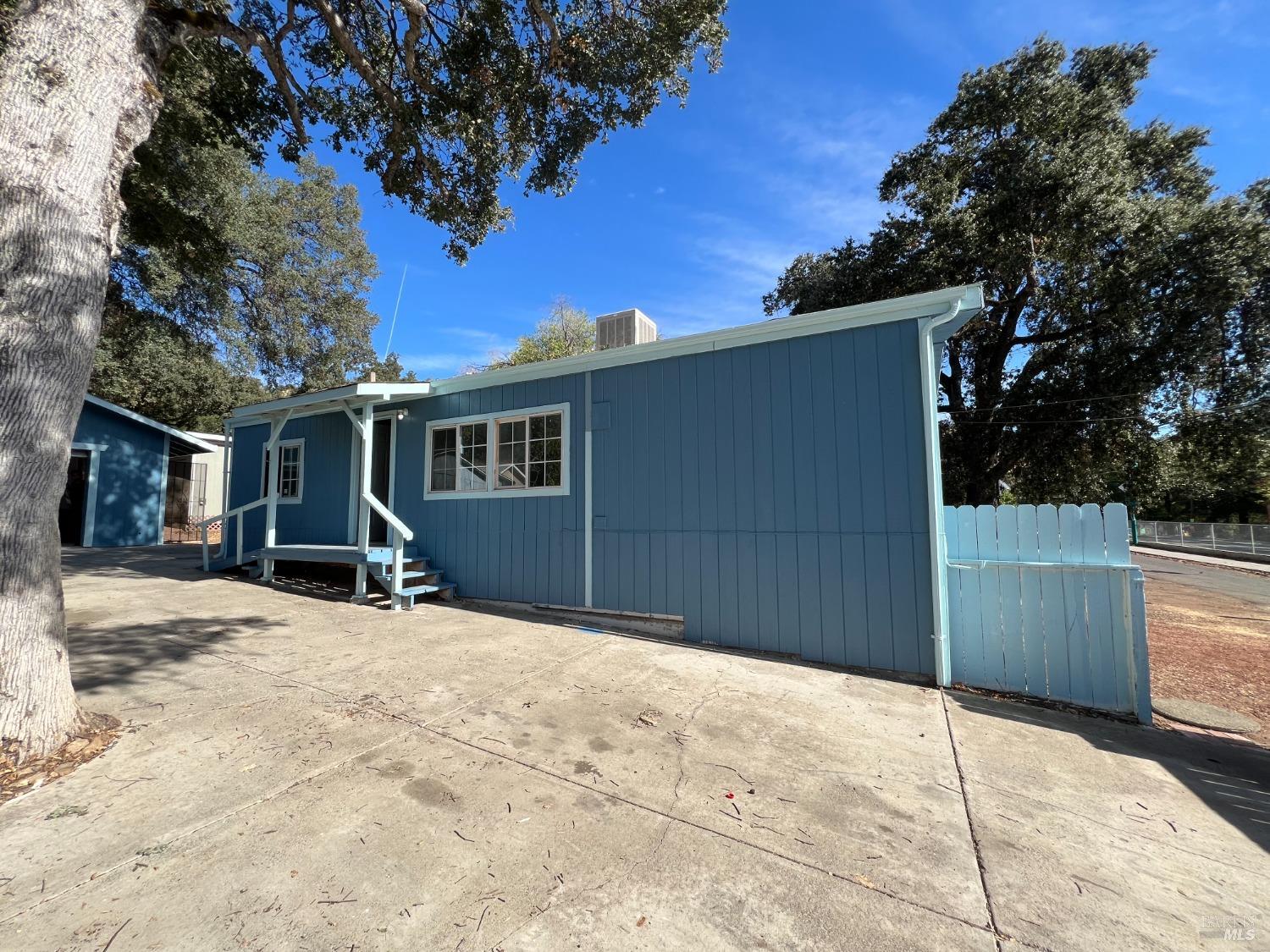 12698 E Highway 20 Clearlake Oaks CA 95423