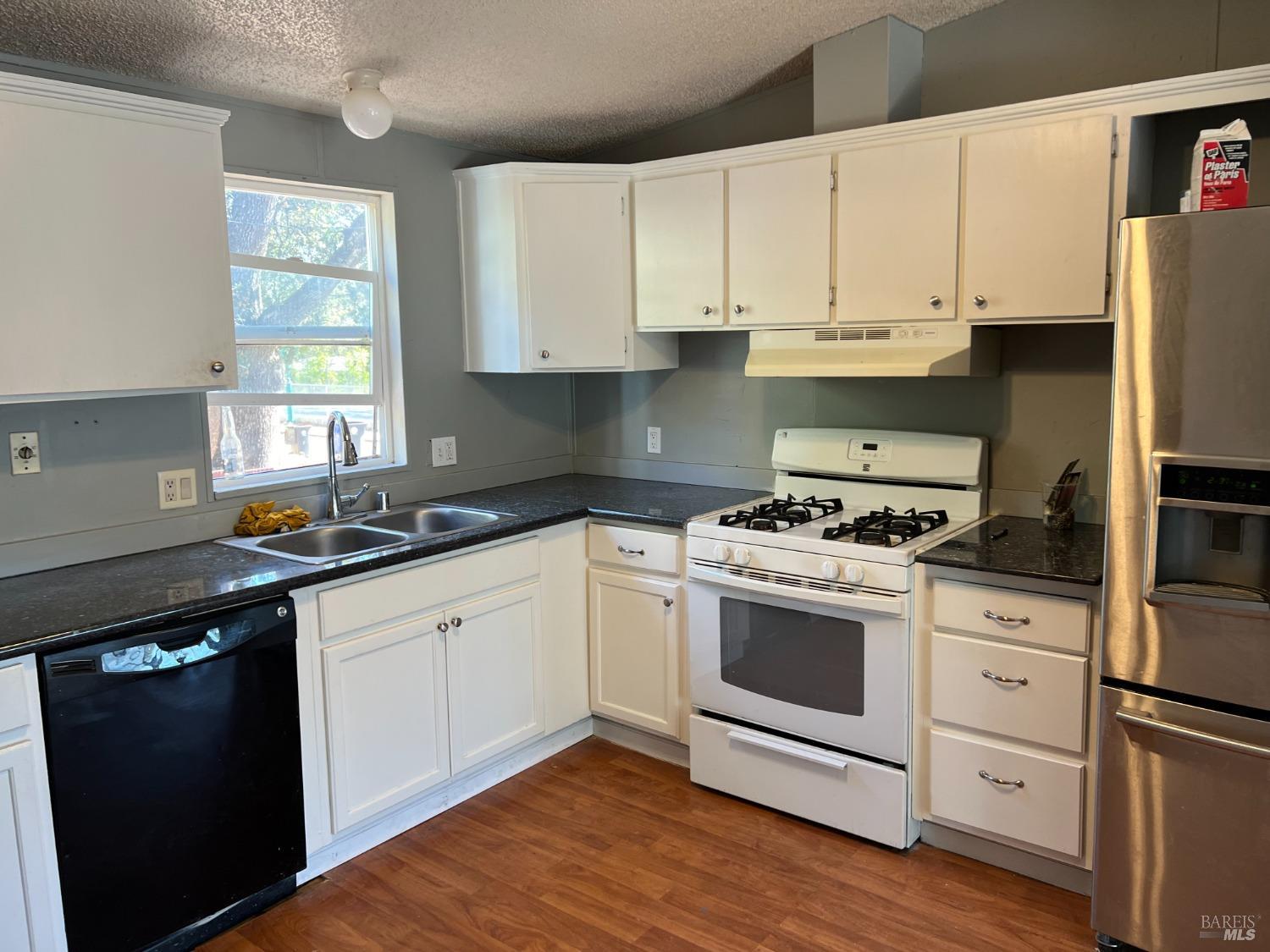12698 E Highway 20 Clearlake Oaks CA 95423