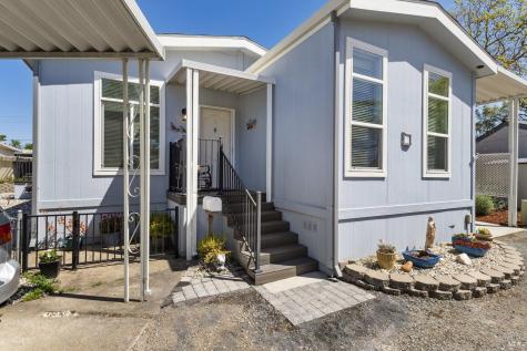 19 Ellie Drive Santa Rosa CA 95403