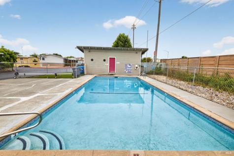 717 N Mcdowell Boulevard Petaluma CA 94954