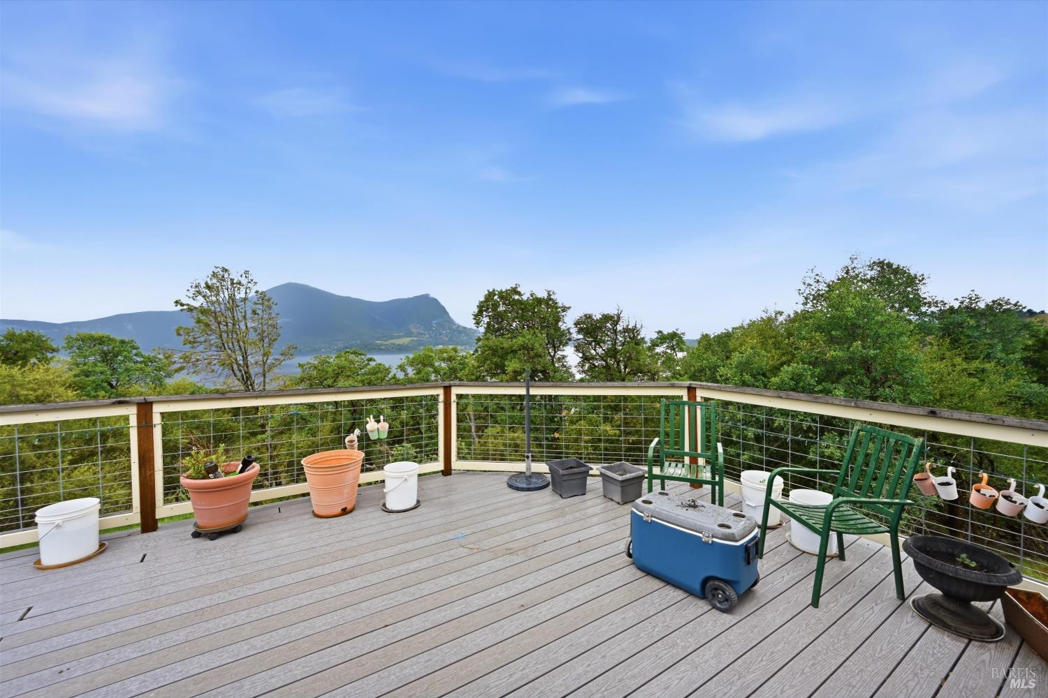 2950 Mira Vista Lane Clearlake CA 95422