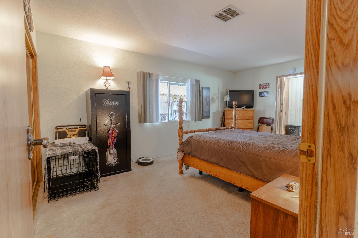 660 Leslie Street Ukiah CA 95482