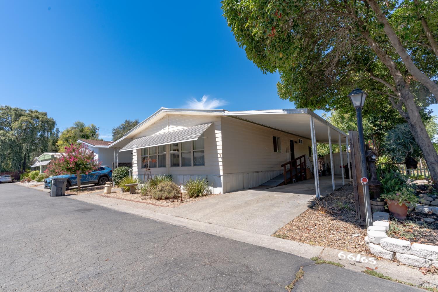 660 Leslie Street Ukiah CA 95482